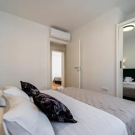 Apartment Skyline Retreat Zadar Exterior photo